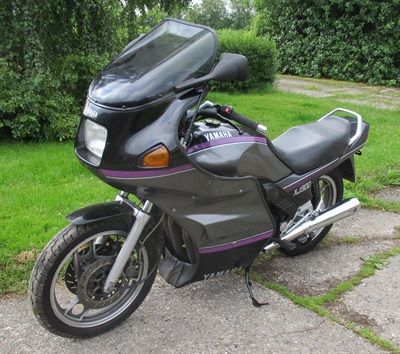 Yamaha XJ 900