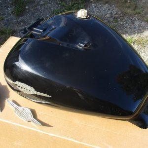 Suzuki intruder tank brugt